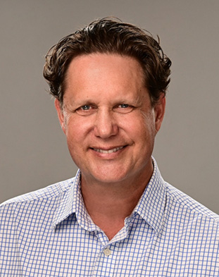 Revel Gordon headshot